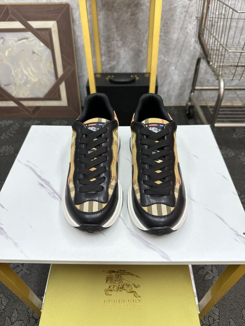 Burberry Low Shoes